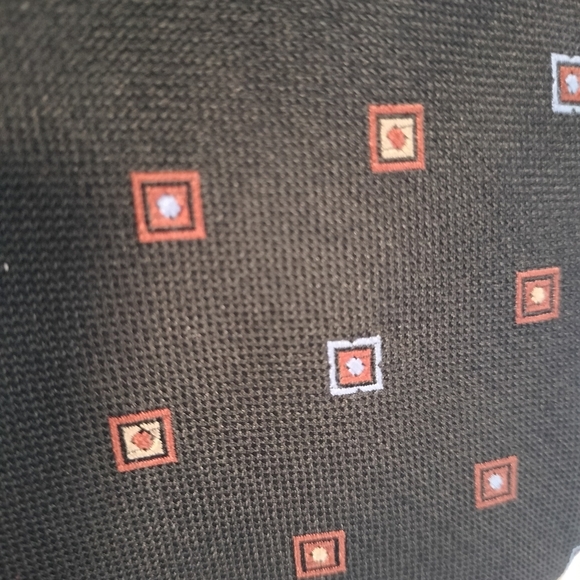 Robert Talbott Men's Silk Necktie Geometric Square Handsewn Finest Silk Classic - Picture 4 of 11